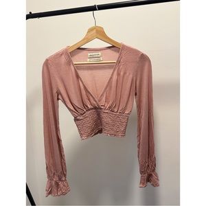 Women’s Urban outfitters crop blouse size XS